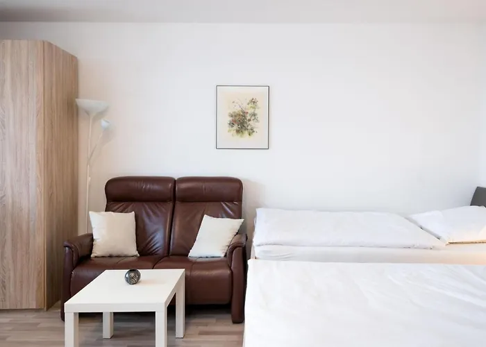 Flora - B306 By Interhome